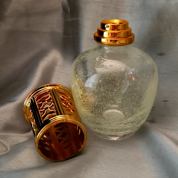Lampe Orleans Glow in the Dark Fragrance Diffuser - Picture 3 of 3